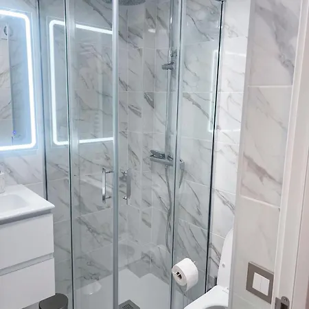 Mauri Primera Línea Del Mar Apartamento *
